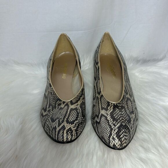 Magadesians Snake Leather Print Gold Trim Heels Sz 14 Wide Width - Picture 2 of 6